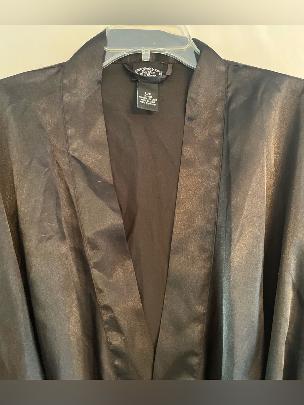 La Vie En Rose Black Satin Kimono Robe | Minimalist Chic Loungewear - Picture 3 of 7